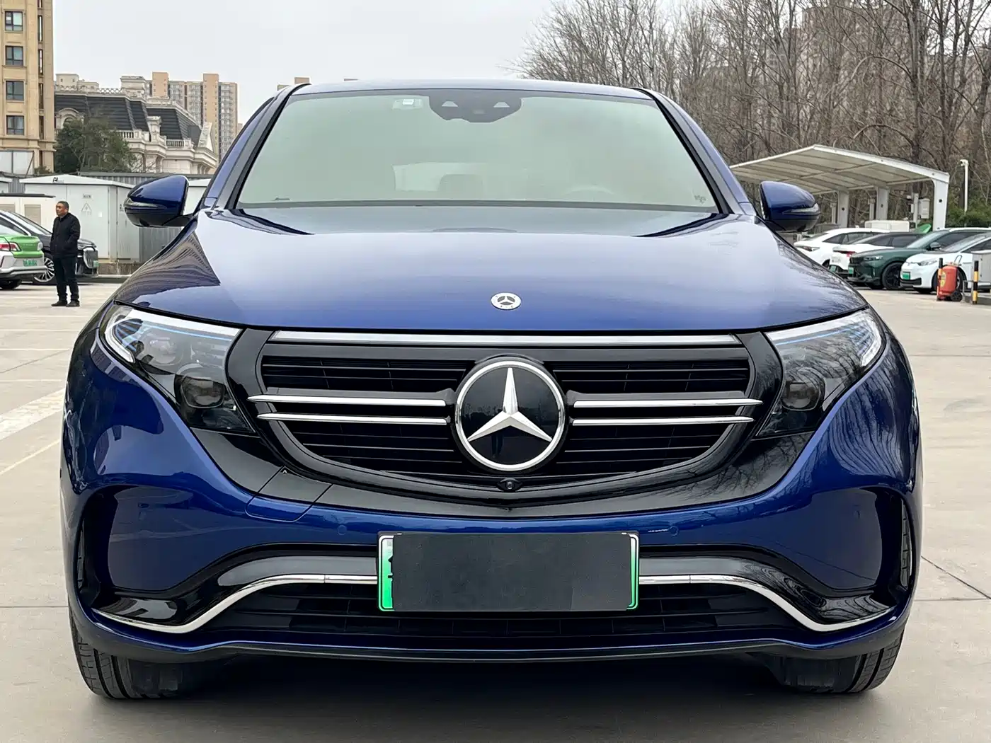 MERCEDES-BENZ EQC