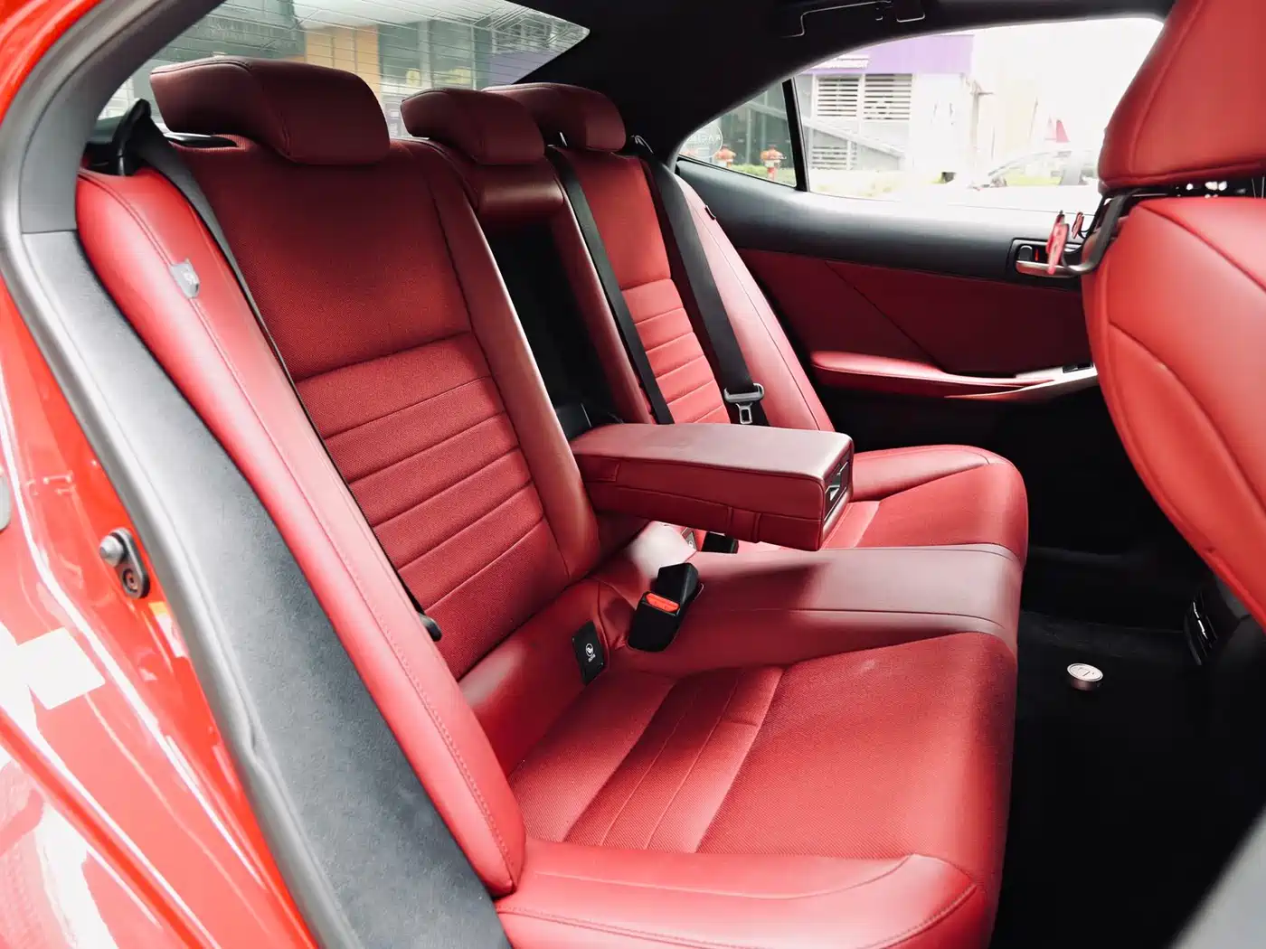 Lexus IS 2017 300 F SPORT фото 10
