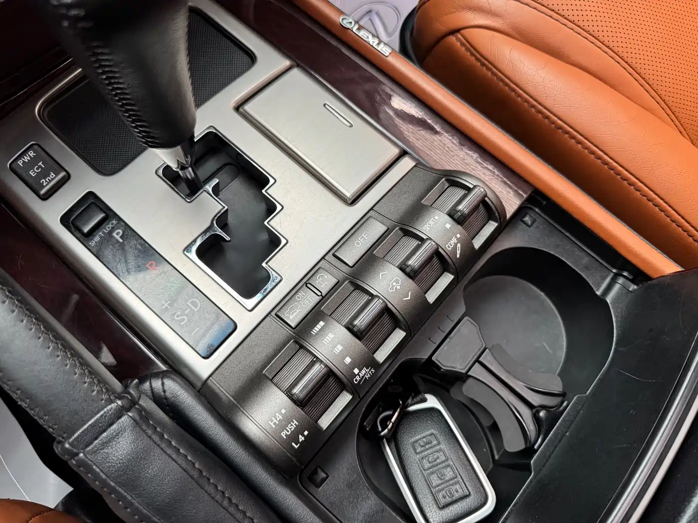 Lexus LX 2013 570 фото 11