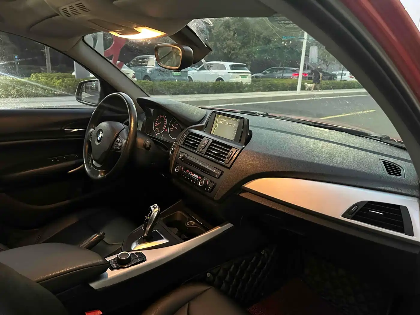 BMW 1 Series (Import) 2012 118i Leading фото 11
