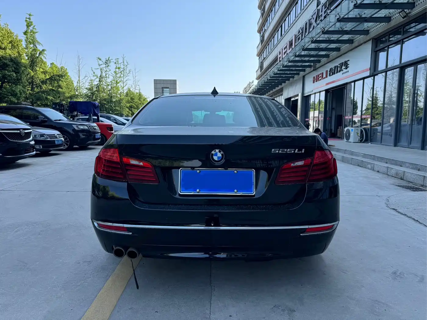 BMW 5 Series 2017 525Li Luxury Design Package фото 4