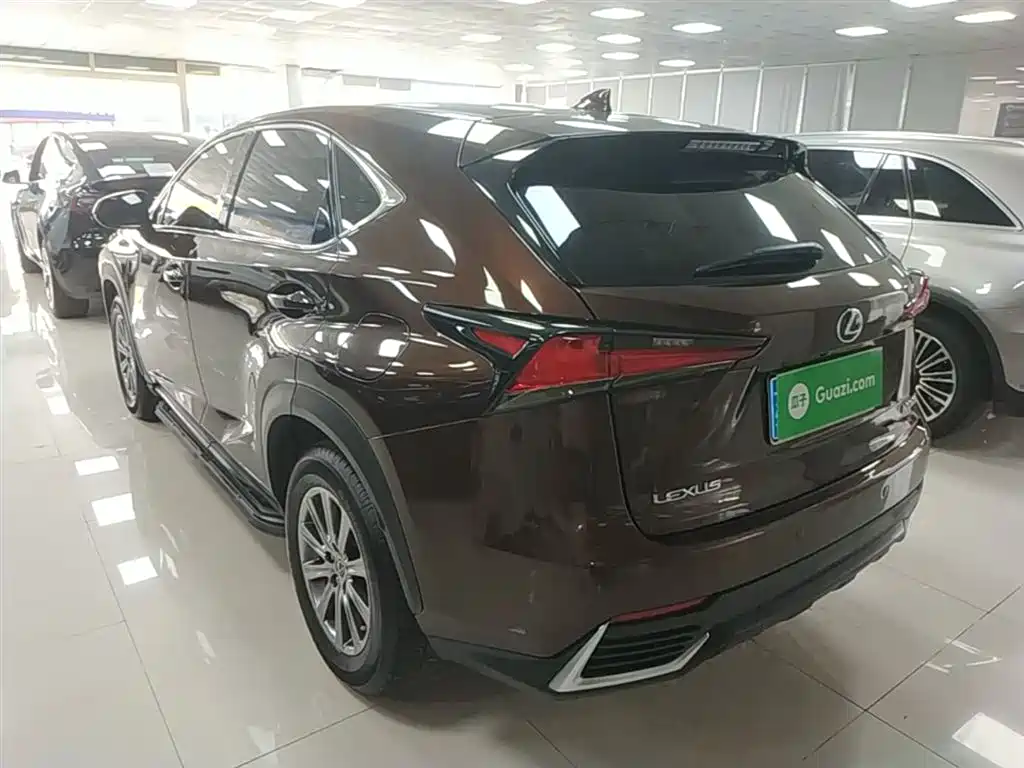 Lexus NX 2018 200 FWD Sharp Edition China VI фото 5