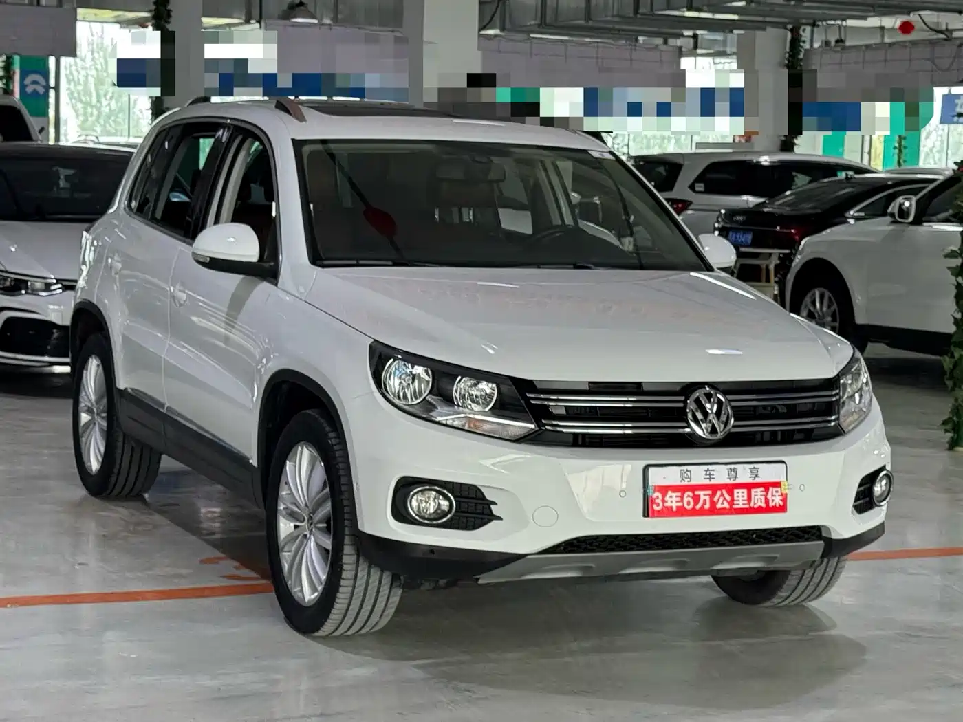 Volkswagen Tiguan 2015 2.0TSI Comfort Edition фото 3
