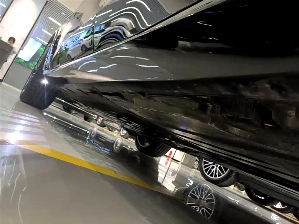 BMW X5 2023 xDrive 30Li Premium M Sport Black Night Package фото 21