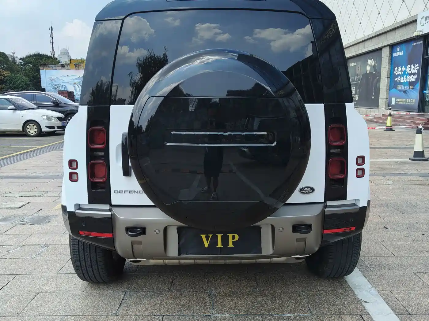 Land Rover Defender 2025 2025 90 3.0T P400 X-Dynamic HSE