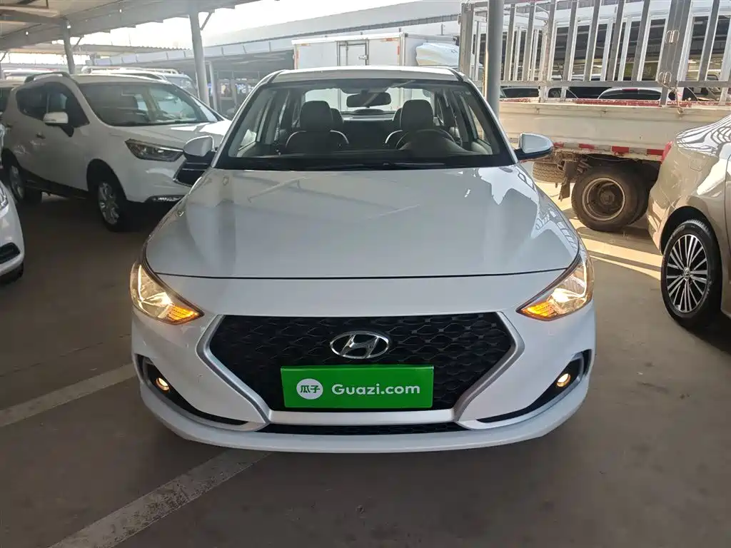 Hyundai Elantra 2018 1.6L Auto Joy GL (China V) фото 3