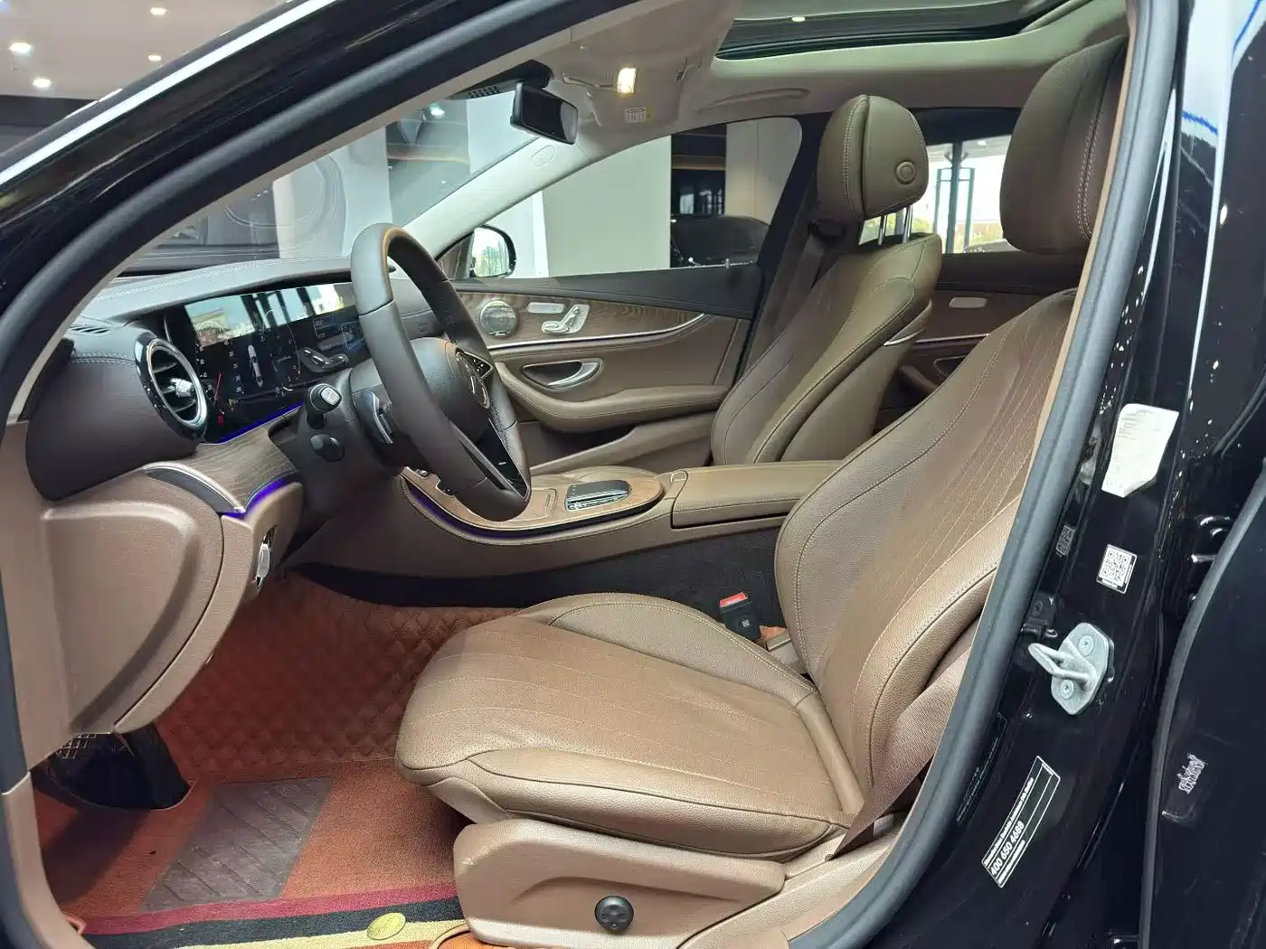 Mercedes-Benz E-Class 2023 E 300 L Fashion фото 6