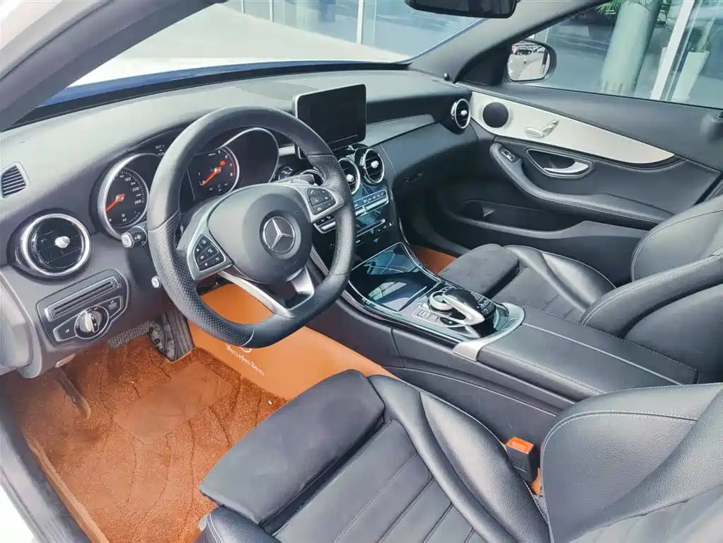 Mercedes-Benz C-Class 2017 C 200 Sport фото 9