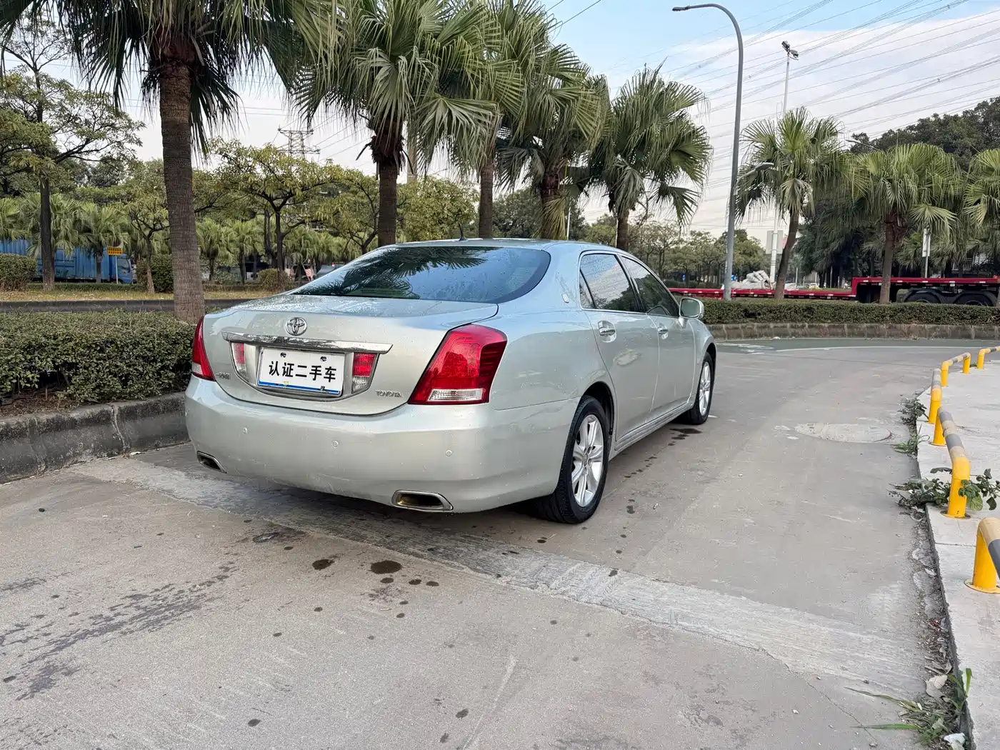 Toyota Crown 2010 3.0L Royal Saloon VIP фото 4