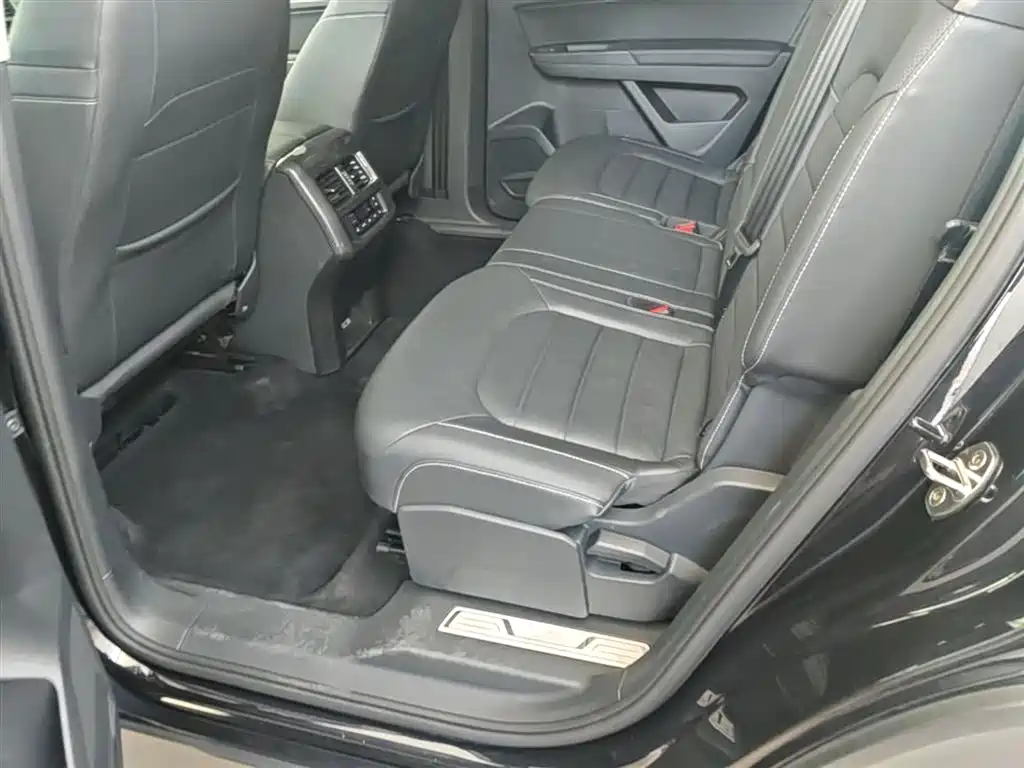 Volkswagen Teramont 2017 380TSI 4WD Luxury Edition фото 17