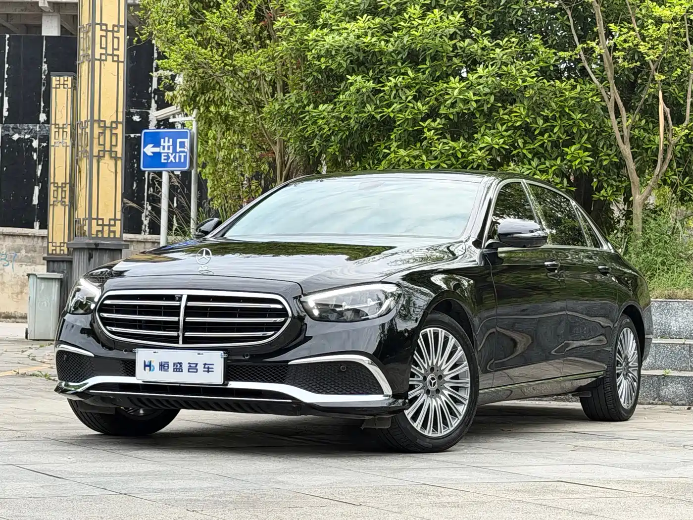 Mercedes-Benz E-Class 2023 E 300 L Luxury