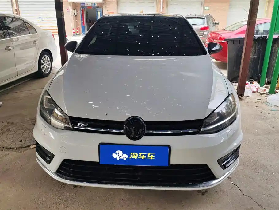Volkswagen Golf 2016 1.4TSI Automatic R-Line фото 2