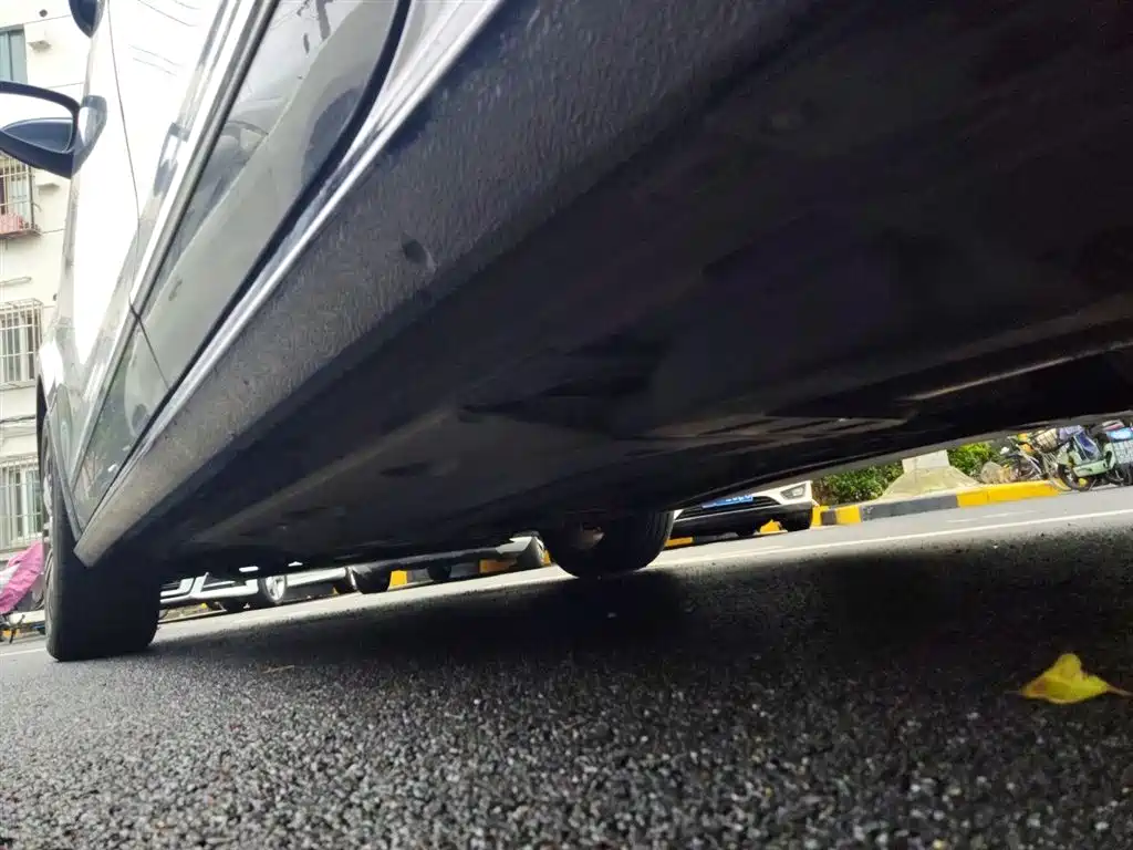 Volkswagen Passat 2017 330TSI DSG Luxury фото 18