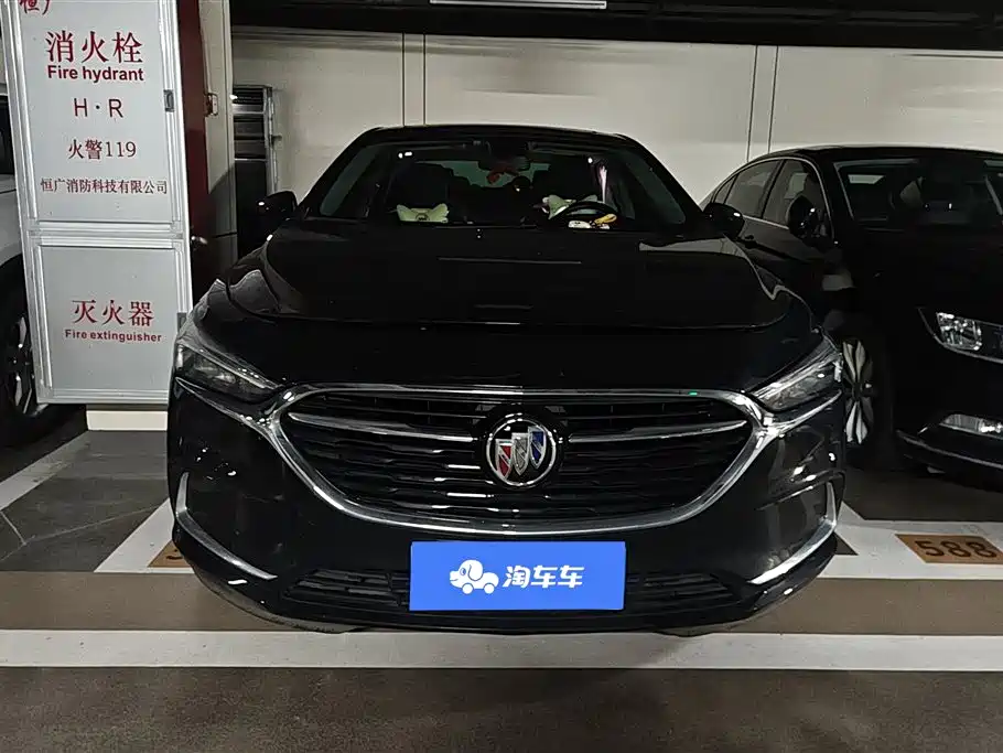 BUICK LACROSSE