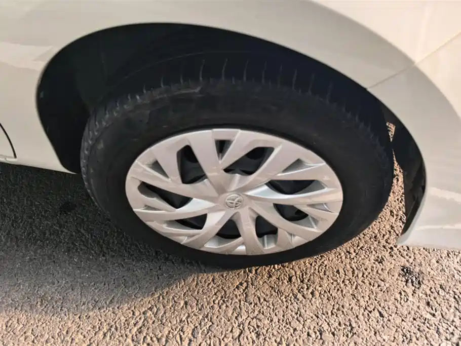 Toyota Vios FS 2021 1.5L CVT Fengchi Edition фото 6