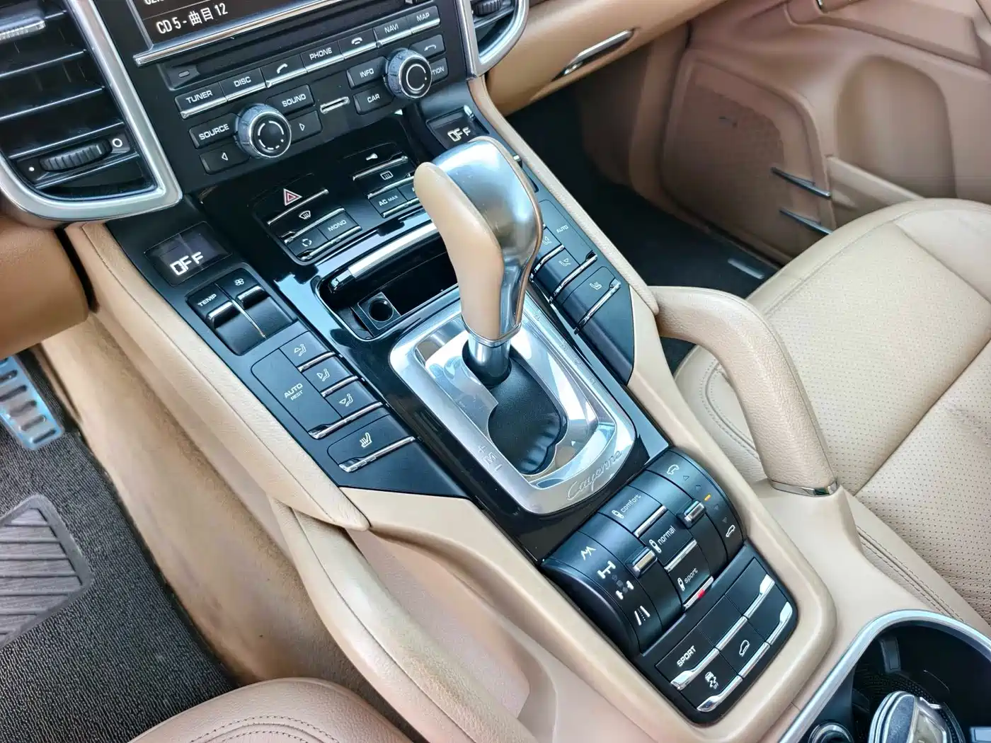 Porsche Cayenne 2011 Cayenne 3.0T фото 9