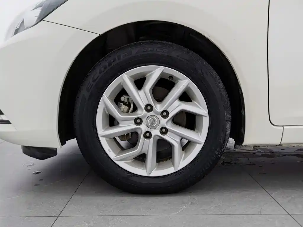 Nissan Tiida, миниатюра 17