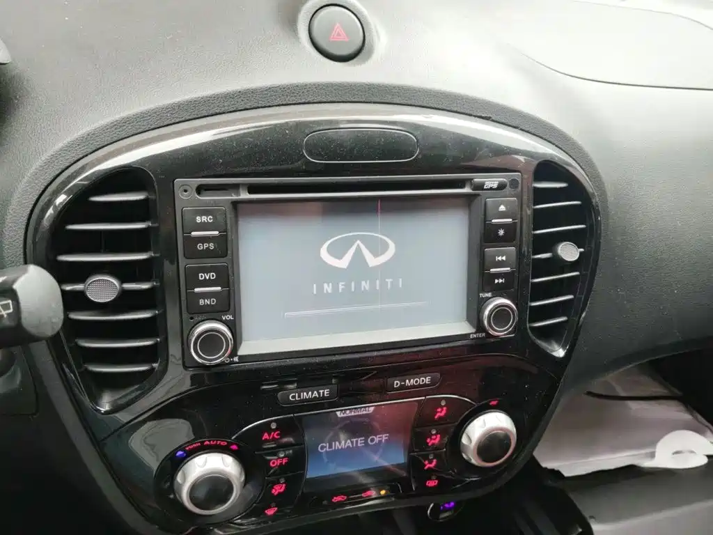 Infiniti ESQ 2015 2014 1.6L Free Edition