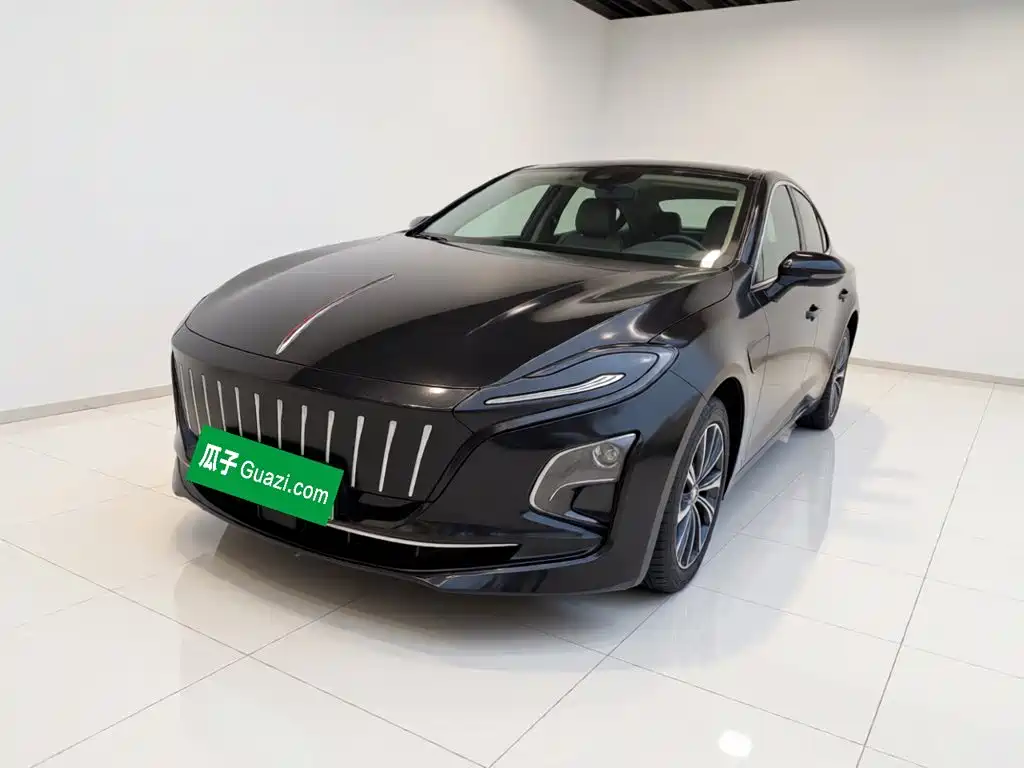Hongqi E-QM5 2023 620km PLUS