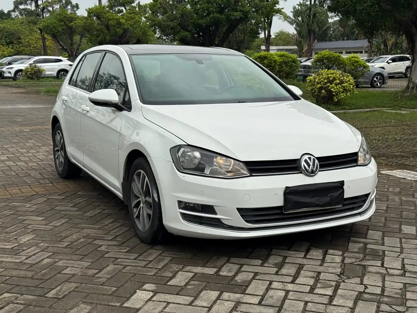 Volkswagen Golf 2015 1.4TSI Automatic Luxury фото 3