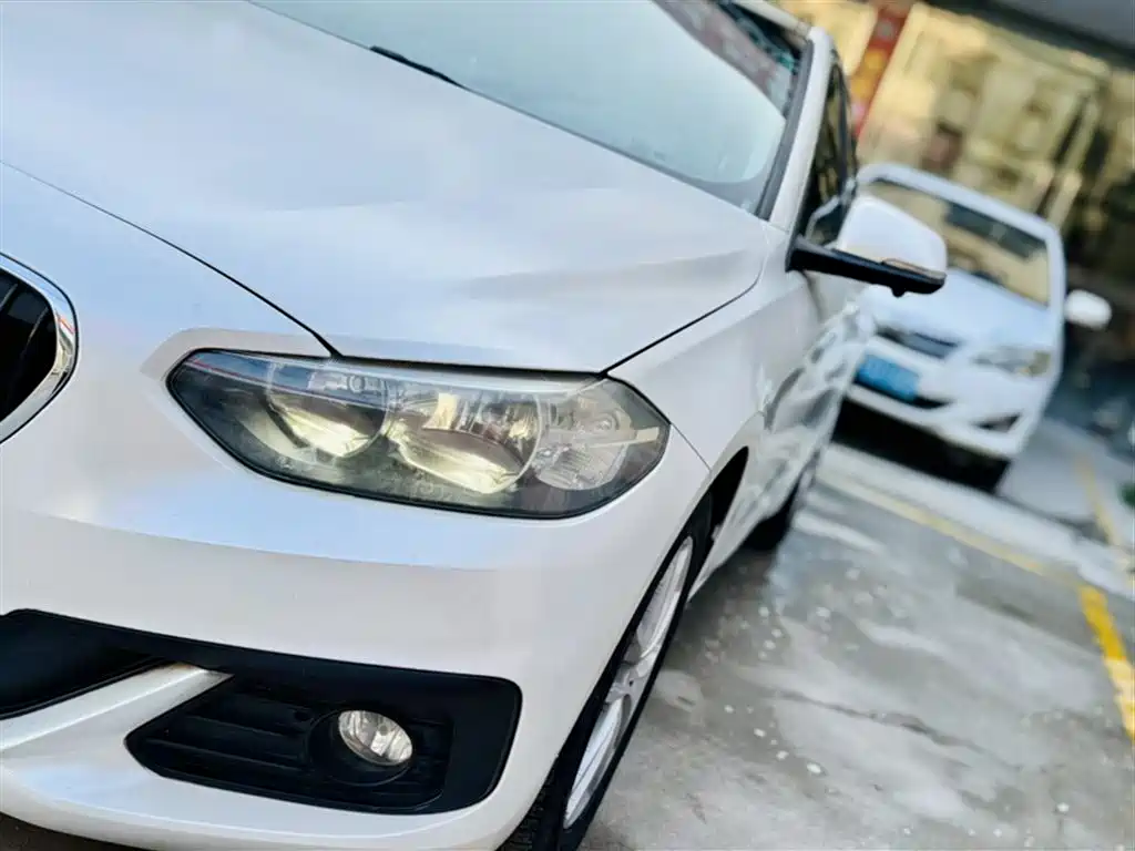 BMW 1 Series 2017 118i Fashion фото 11