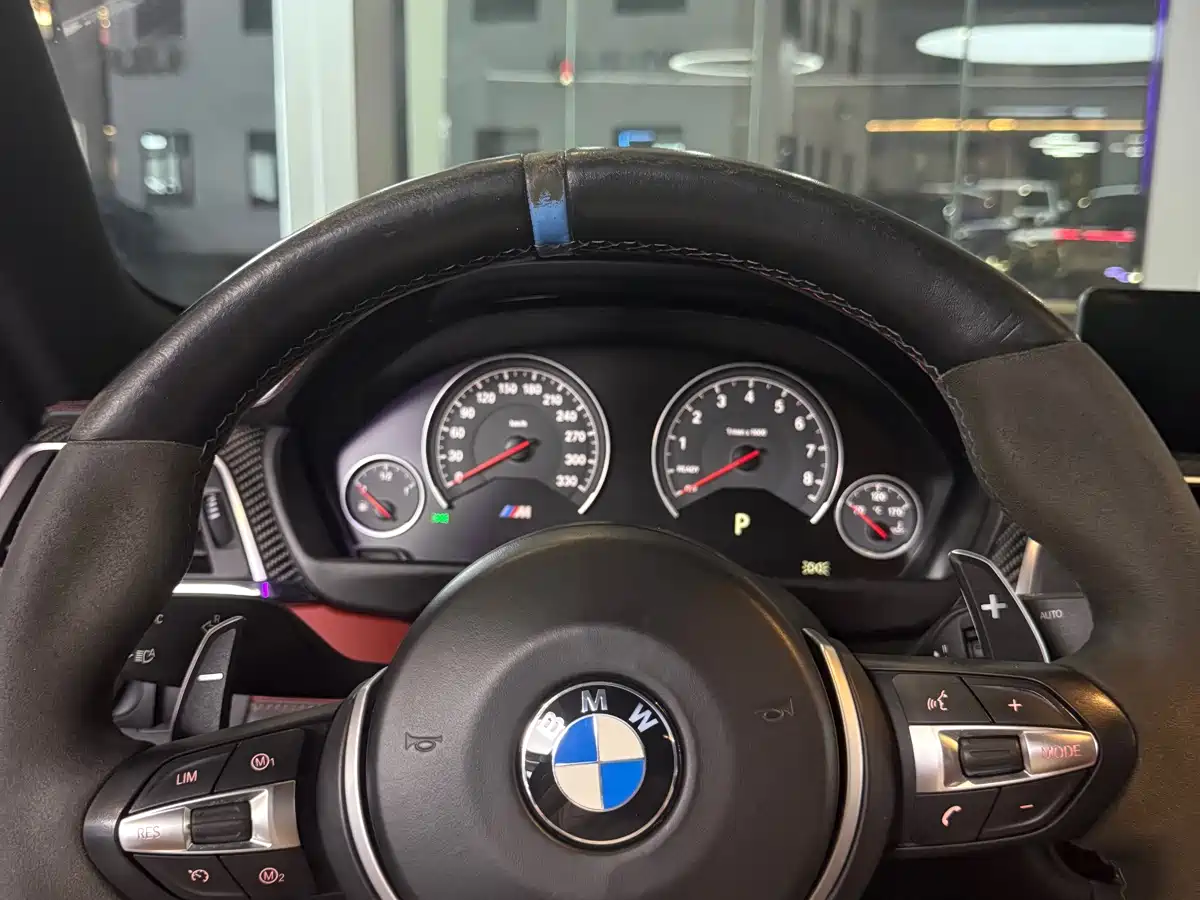 Фото 11 - BMW M4