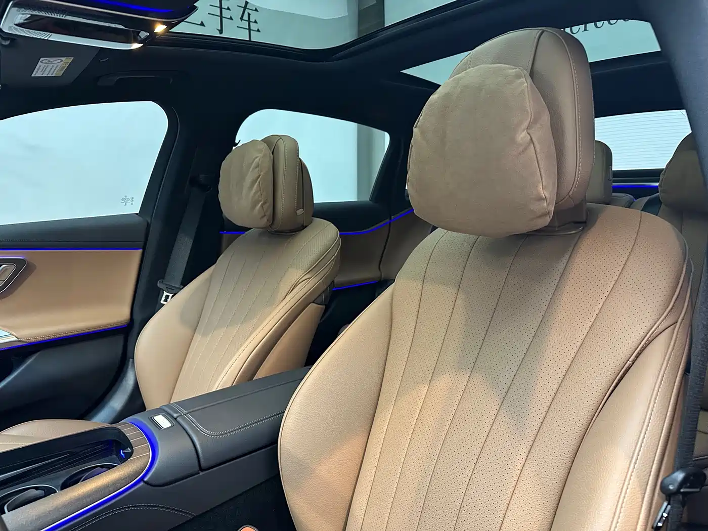 Mercedes-Benz E-Class 2024 E 300 L Fashion фото 17