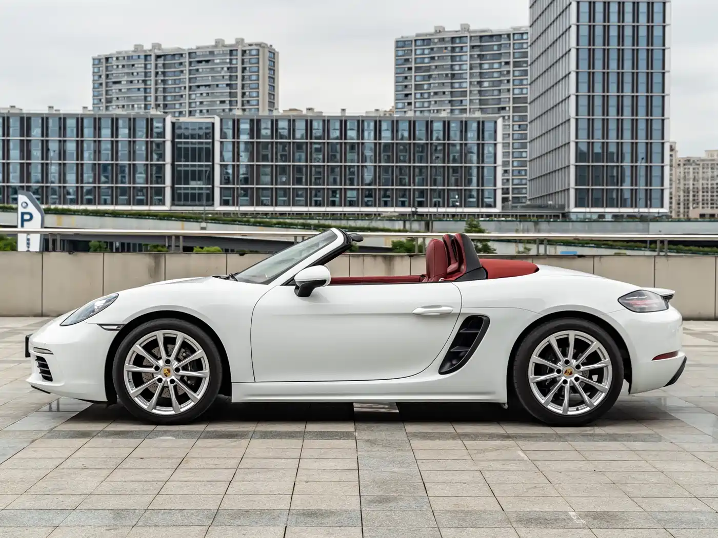 Porsche 718 2022 Boxster 2.0T фото 6