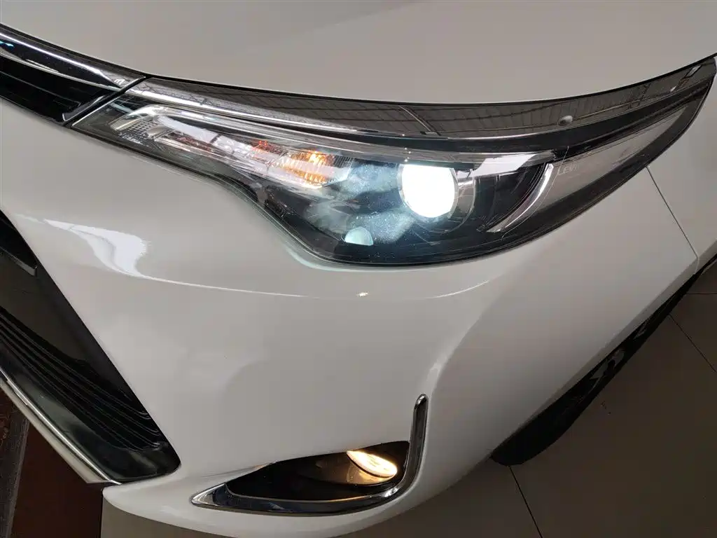 Toyota Levin 2017 Facelift 185T CVT Elite (China V) фото 24