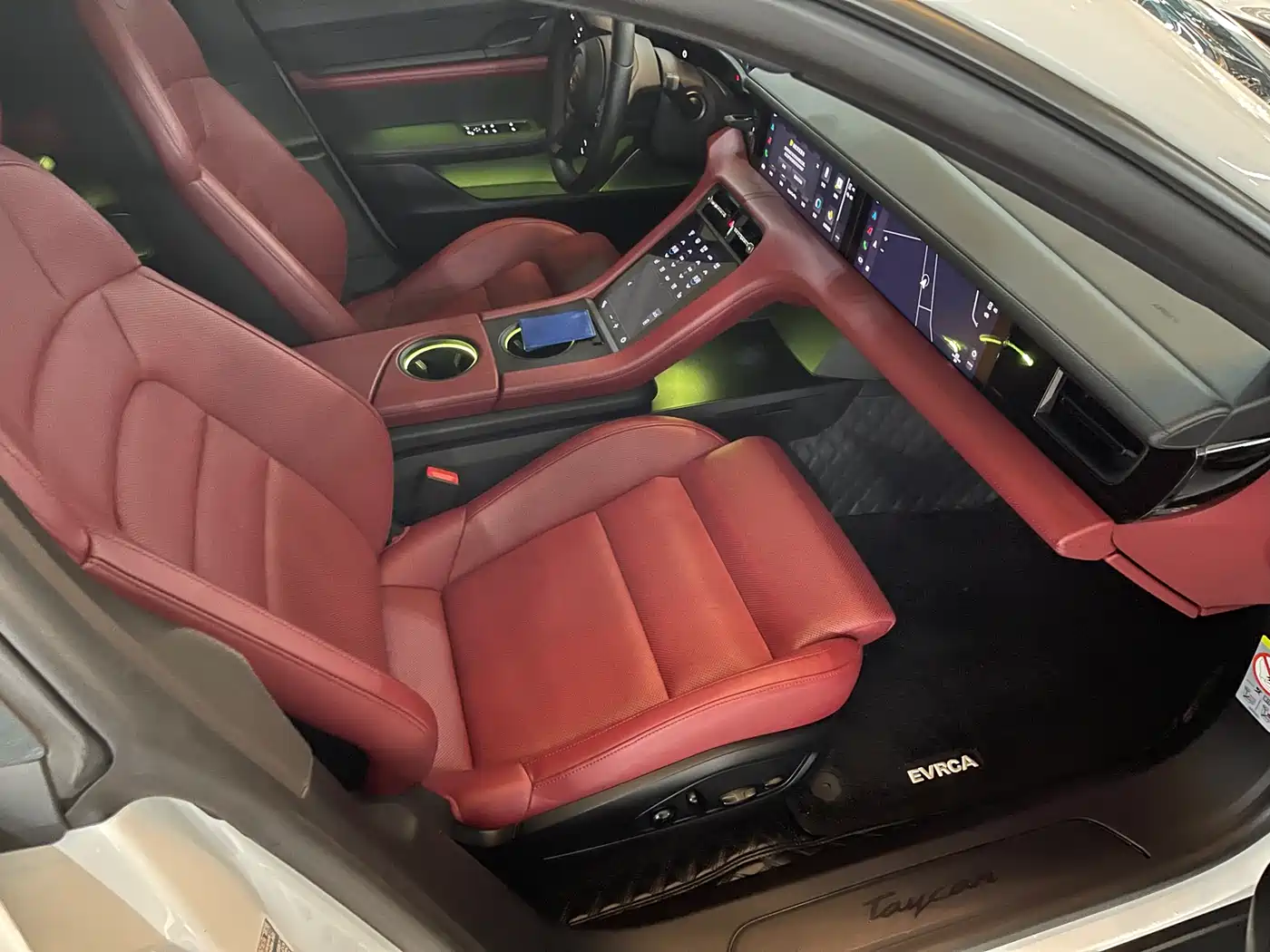 Porsche Taycan 2020 Taycan фото 10