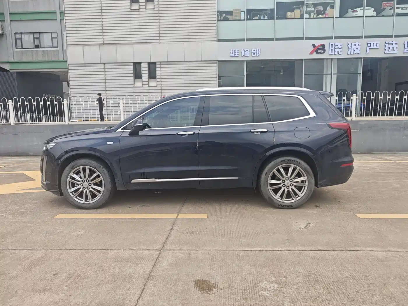 Cadillac XT6 2022 2.0T 6-Seater 2WD Luxury Edition фото 7