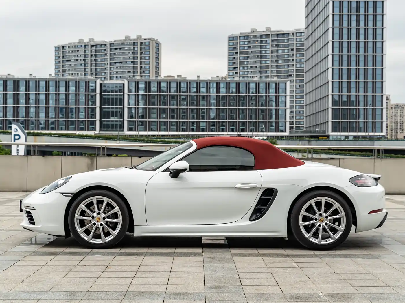 Porsche 718 2022 Boxster 2.0T фото 5