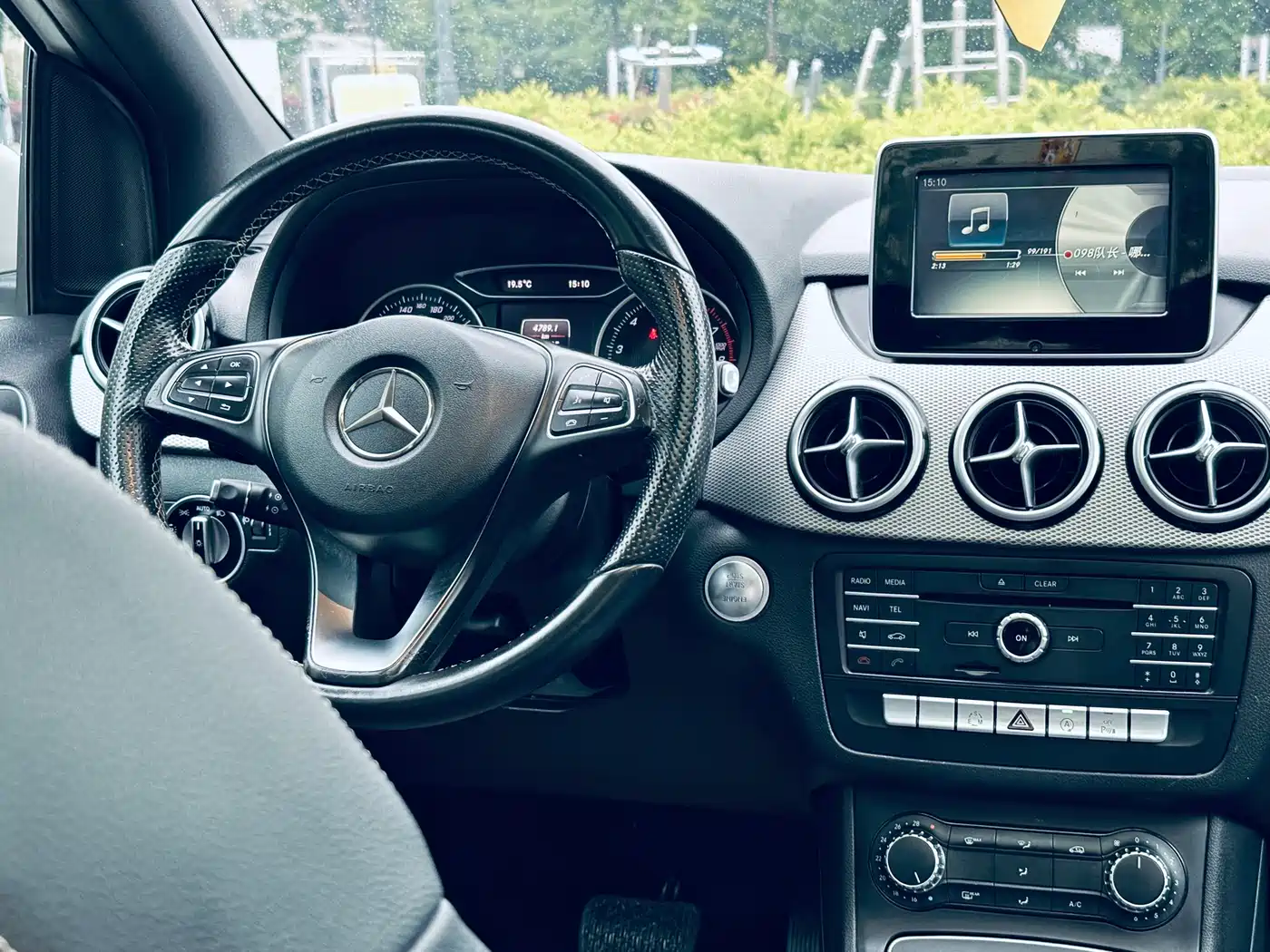 Mercedes-Benz B-Class 2015 B 200 Dynamic фото 10