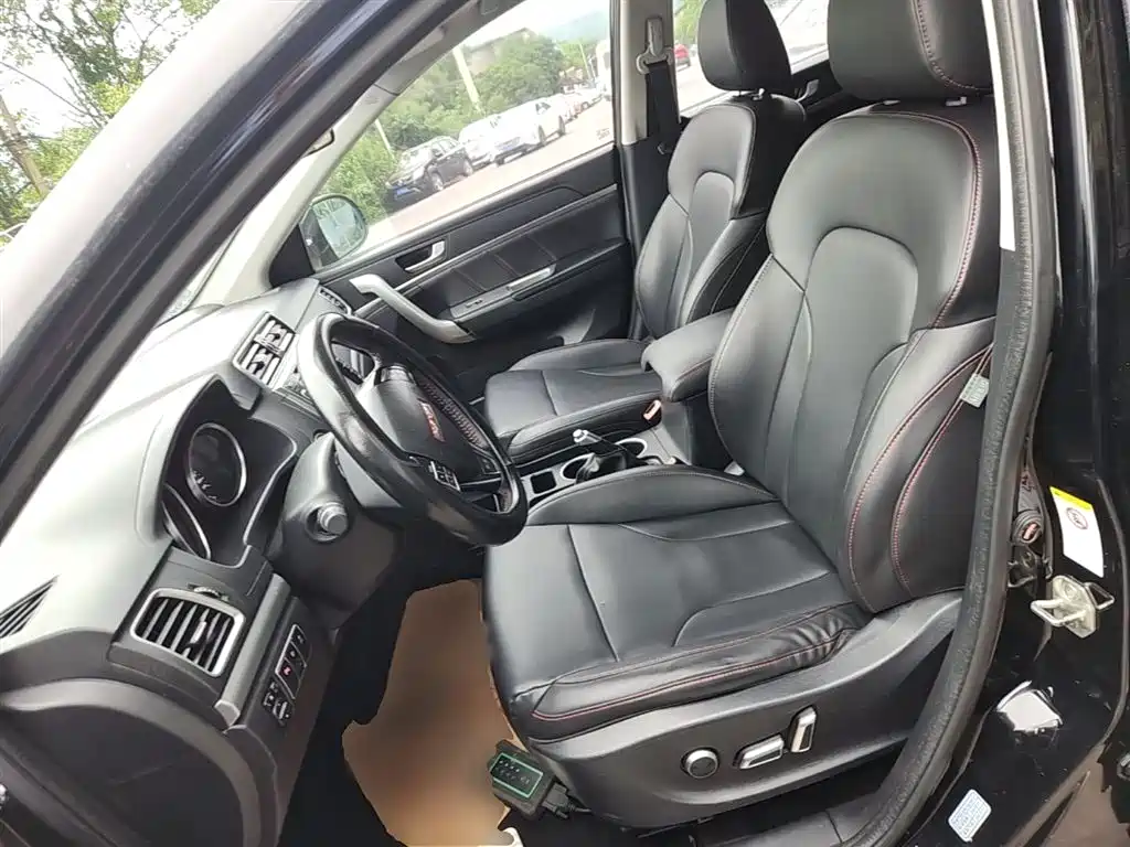 Haval H6 2015 Sport 1.5T Automatic 2WD Luxury фото 15