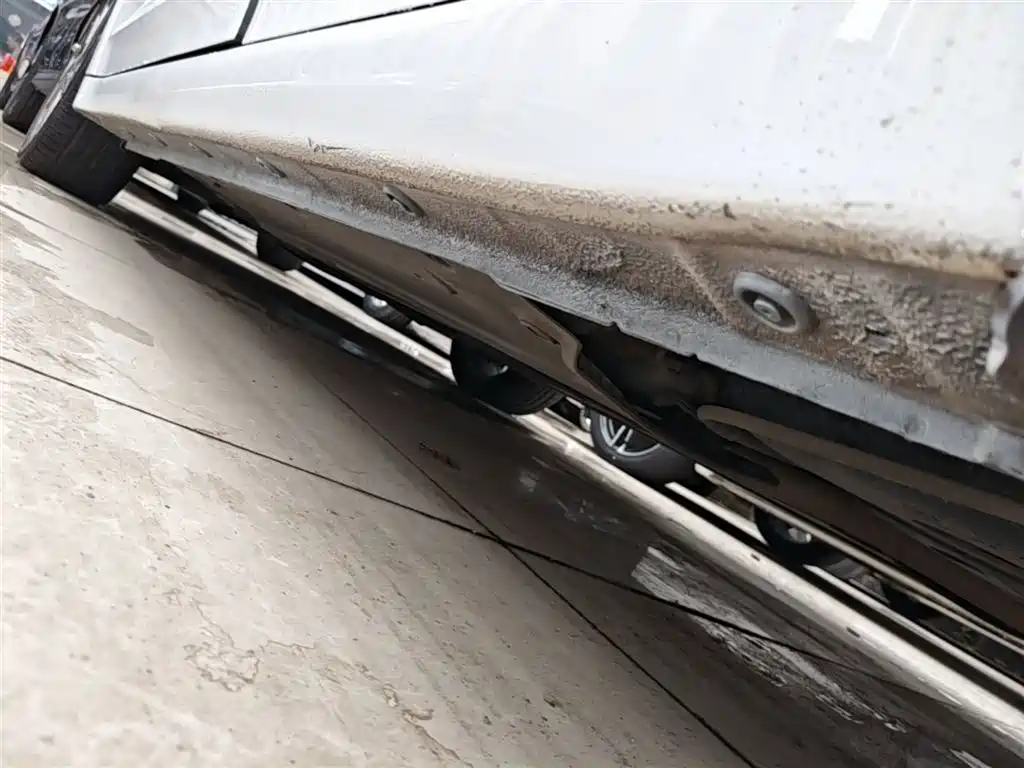Hyundai Elantra 2016 Model 1.6L Automatic Smart Elite фото 22