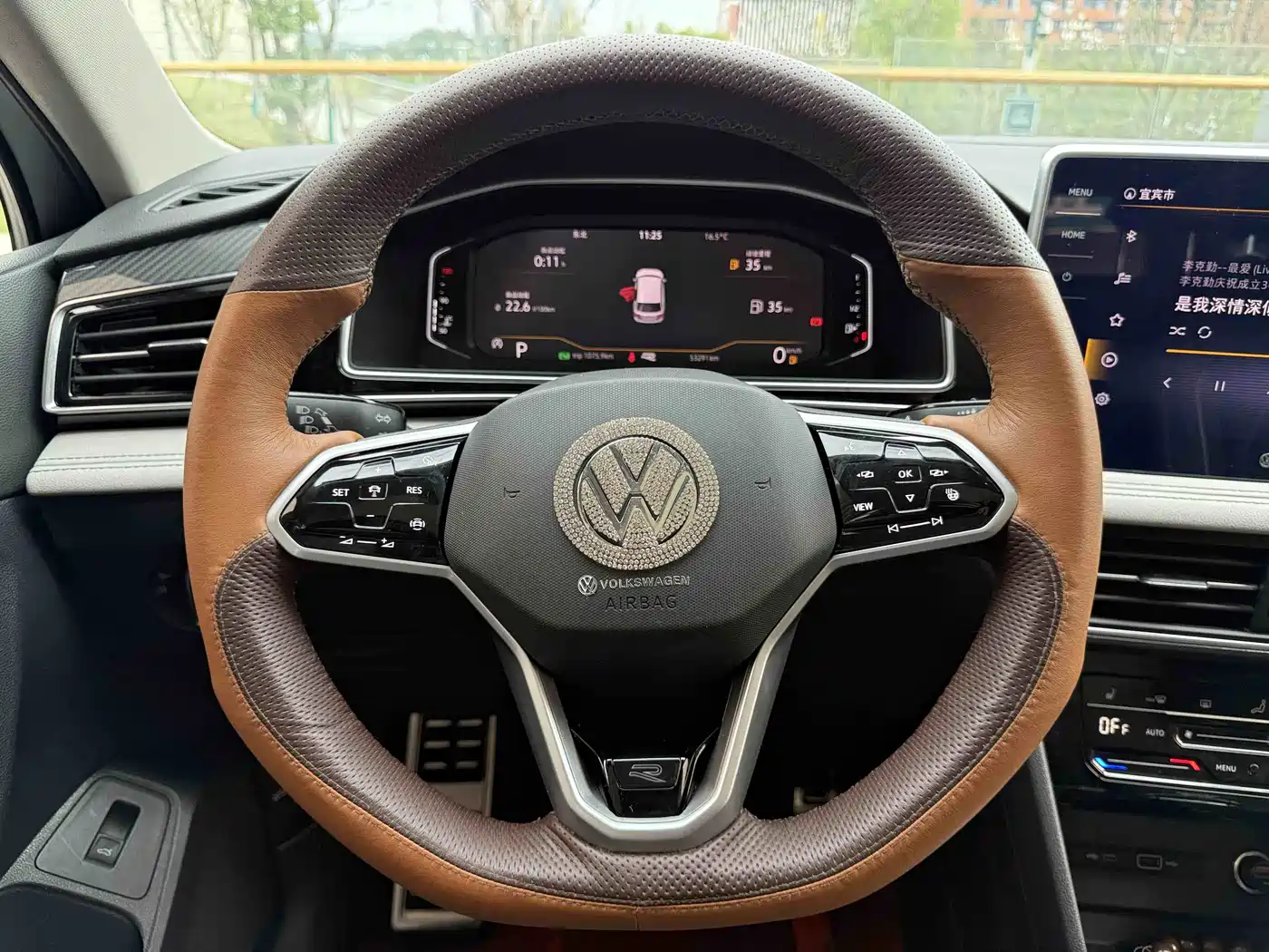 Volkswagen Tiguan L 2022 330TSI Auto 2WD R-Line Premium Edition фото 20