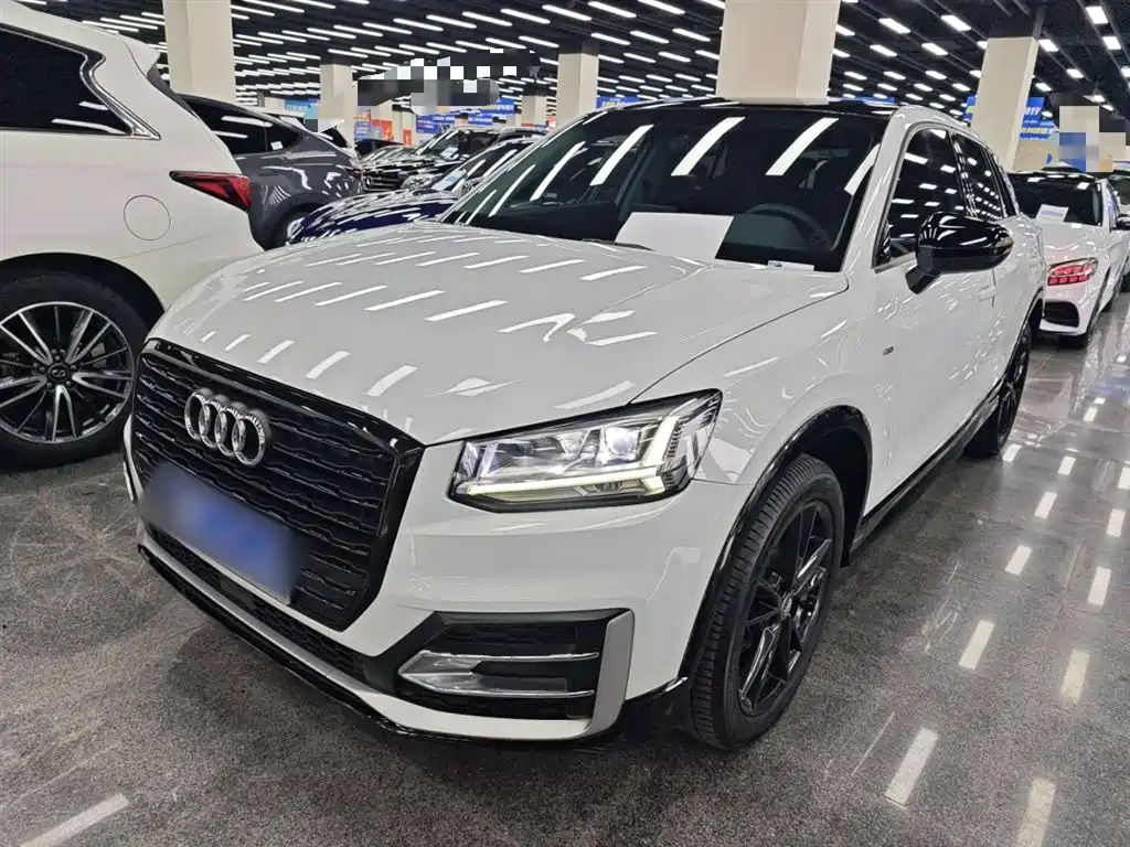 Audi Q2L 2018 35 TFSI Launch Exclusive Edition China VI
