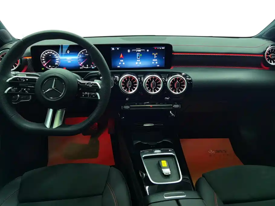 Mercedes-Benz A-Class 2024 Facelift A 200 L Fashion фото 12