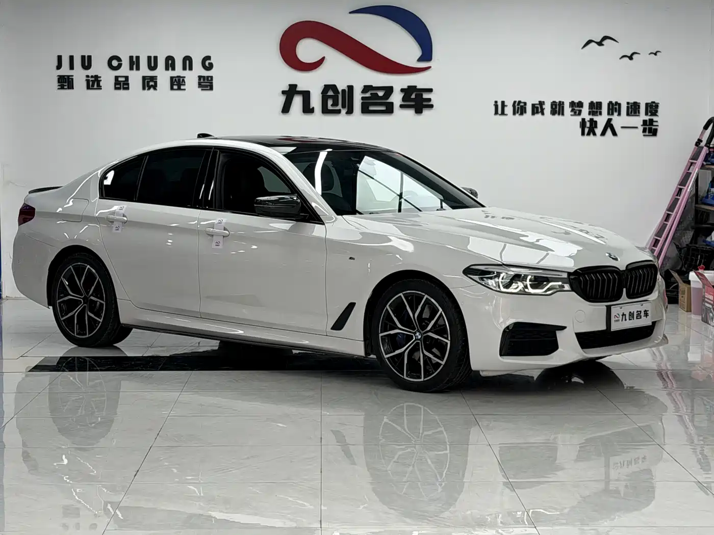 BMW 5 Series (Import) 2020 530i M Sport Package фото 14