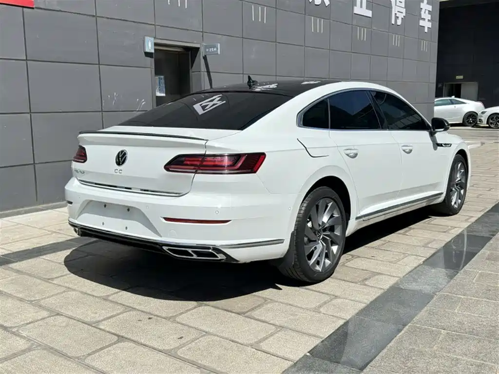 Volkswagen FAW-Volkswagen CC 2021 380TSI Eye-catching Edition фото 15