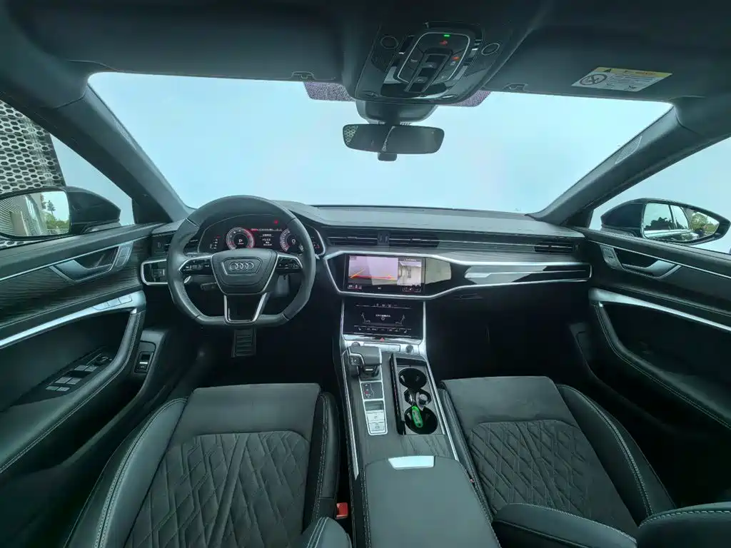 Audi A6L 2024 55 TFSI quattro Exclusive Dynamic фото 8