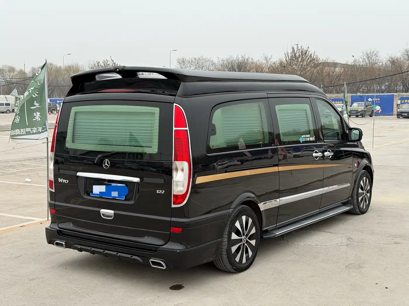 Mercedes-Benz Vito 2013 Model 3.0L Elite Edition фото 3