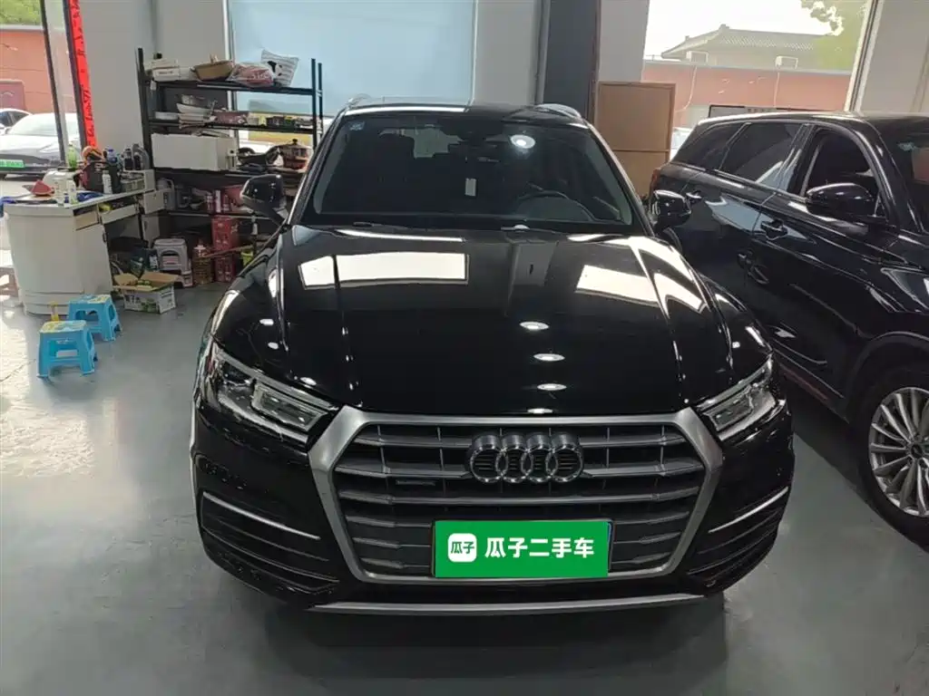 Audi Q5L 2020 40 TFSI Prestige Progressive фото 3