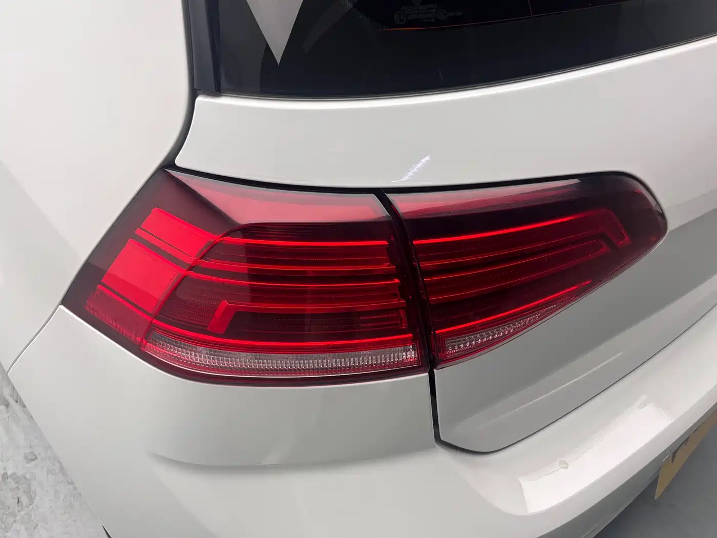 VOLKSWAGEN GOLF*PURE ELECTRICITY