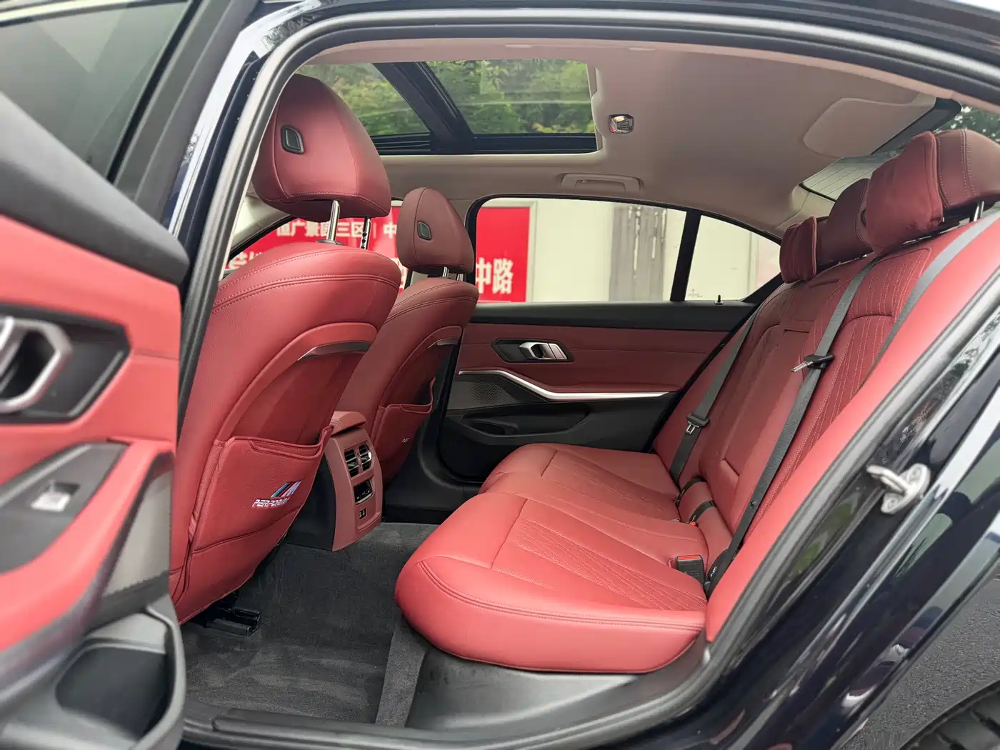 BMW 3 Series 2023 320Li M Sport Package фото 11