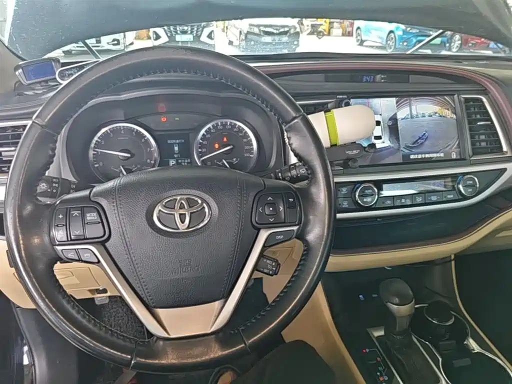 Toyota Highlander 2015 2.0T AWD Luxury Edition 7-seater фото 10
