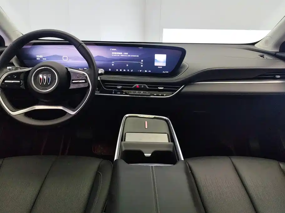 Buick LaCrosse 2024 2023 28T Premium Edition