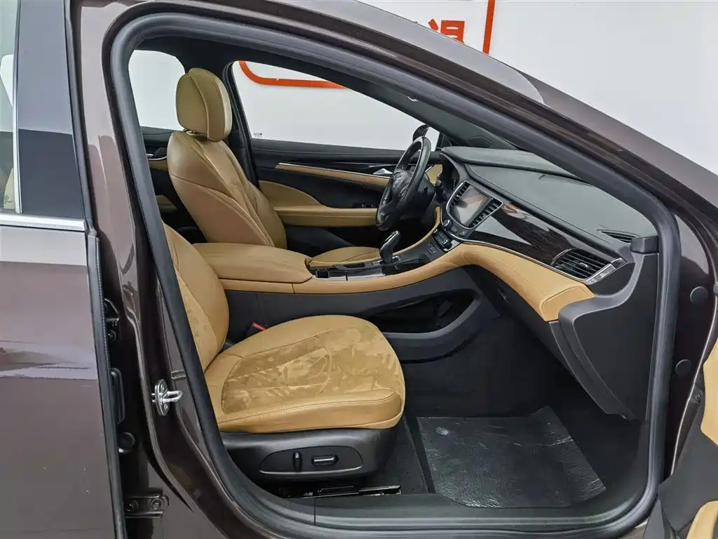 Buick LaCrosse 2018 Model 28T Elite Edition фото 23