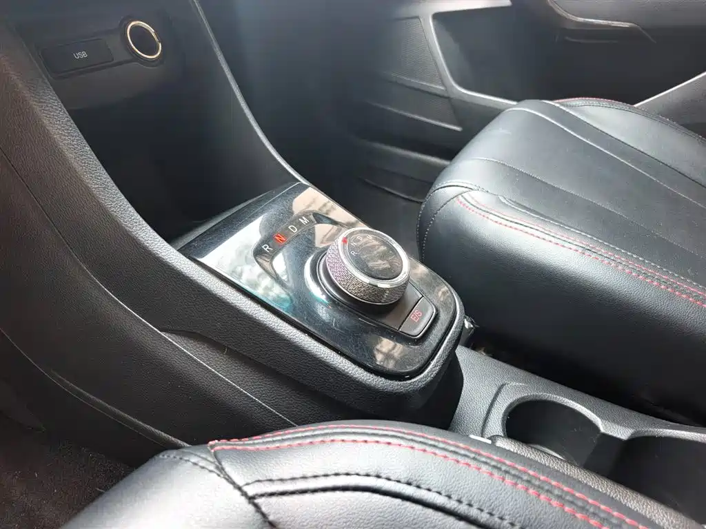 Baojun 310 2018 2017 1.5L Auto Comfort