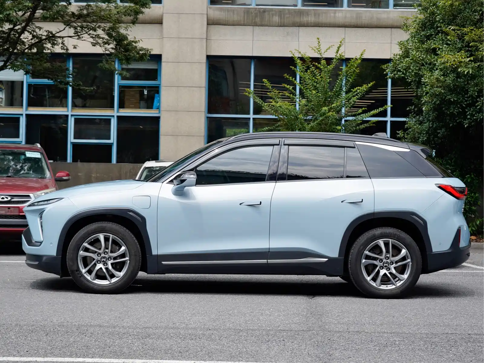 Фото 3 - NIO ES6